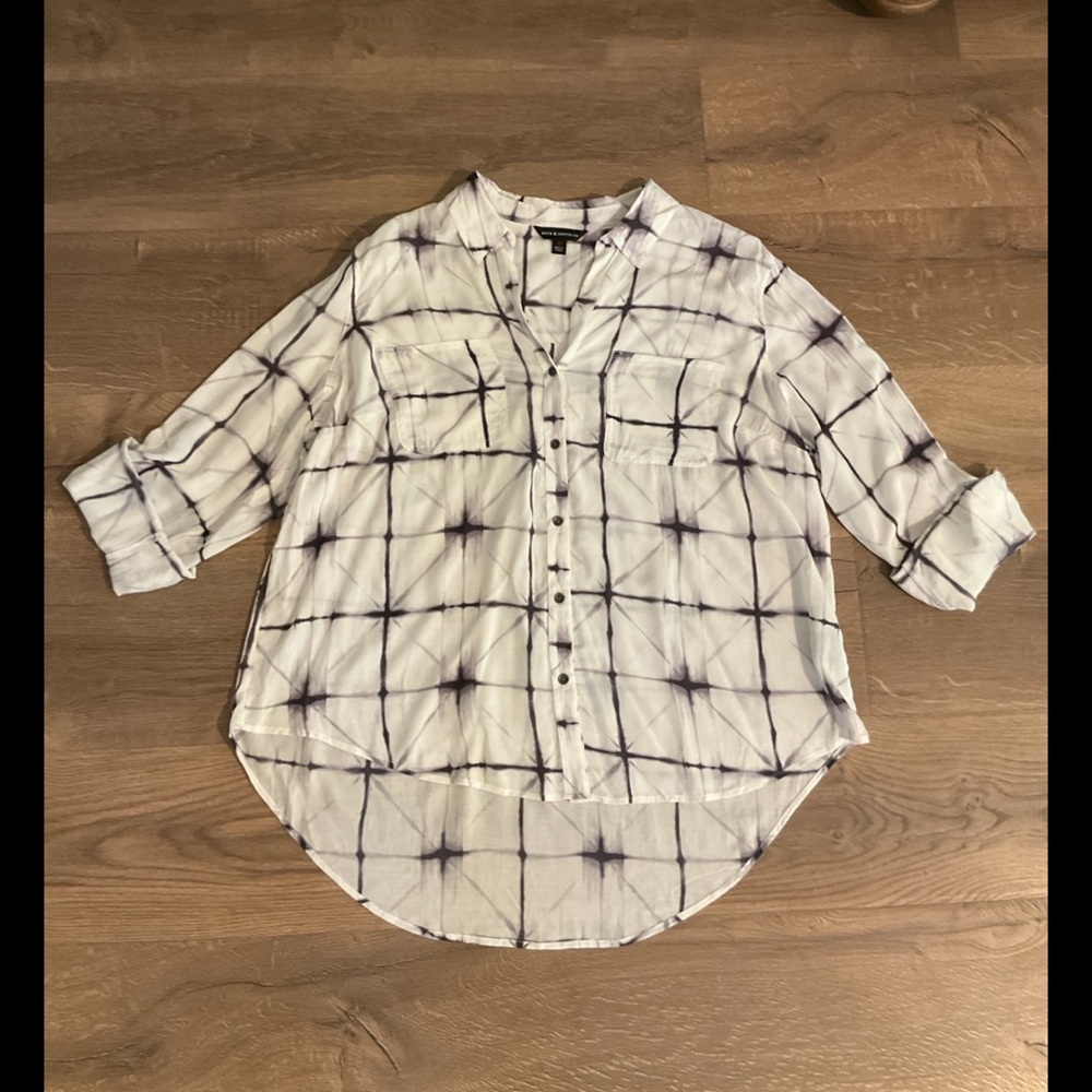 Rock & Republic white black tie dye blouse, 1X